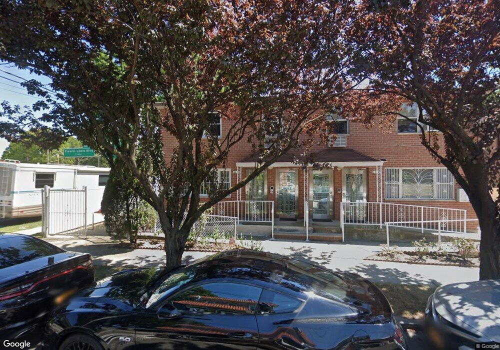 6109 167th St, Fresh Meadows, NY 11365 - photo 1