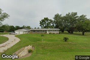 3905 Vern Acres Dr, Center Point, IA 52213