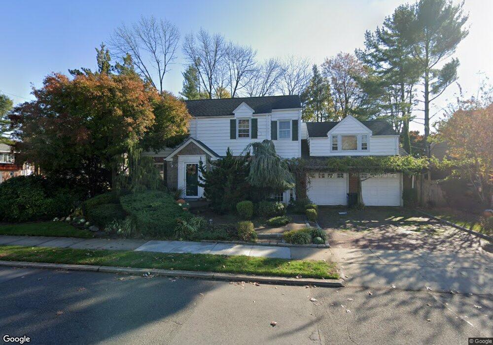 164 Waverly Ave, East Rockaway, NY 11518 - photo 1