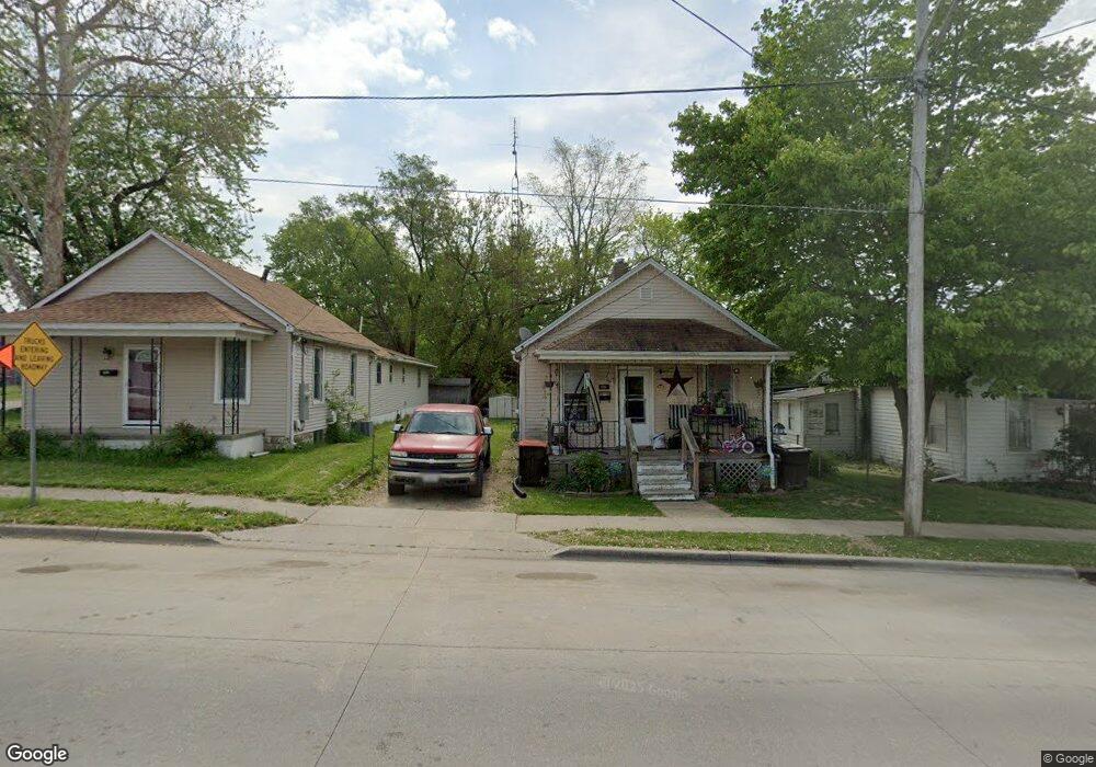 606 S Kickapoo St, Lincoln, IL 62656 - photo 1