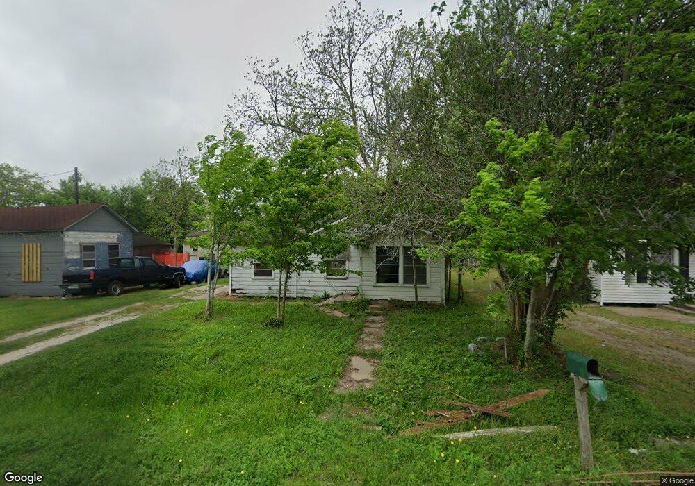 3308 Nolan Ave, Bay City, TX 77414 - photo 1
