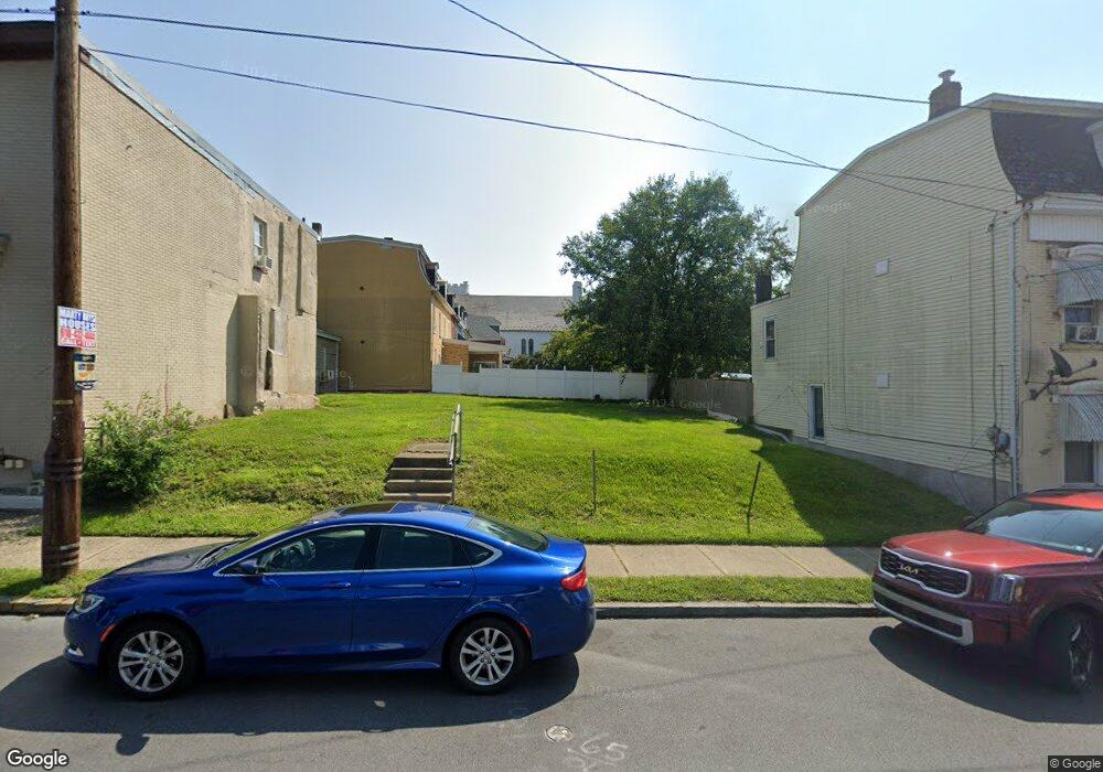 504 Centre St, Easton, PA 18042 - photo 1