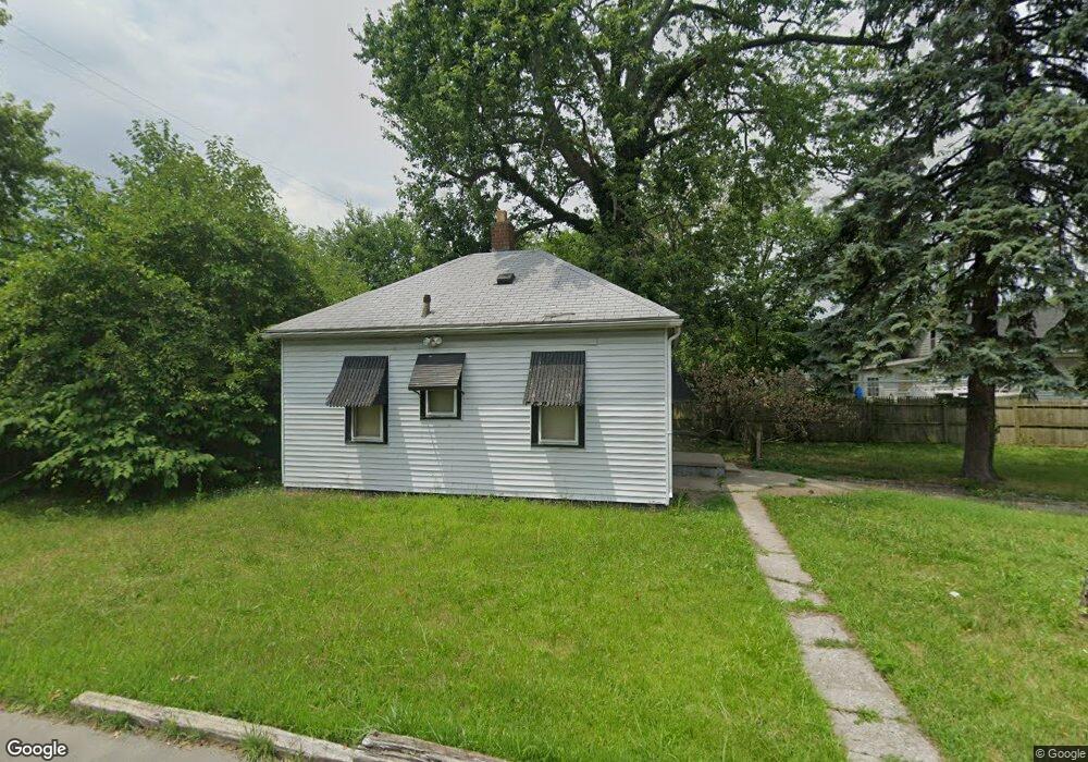 5503 Gateshead St, Grosse Pointe, MI 48236 - photo 1