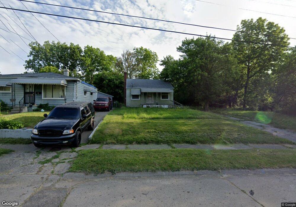821 E Bundy Ave, Flint, MI 48505 - photo 1