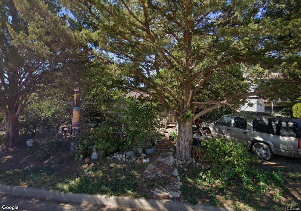 611 Spruce Ave, Dumas, TX 79029 - photo 1