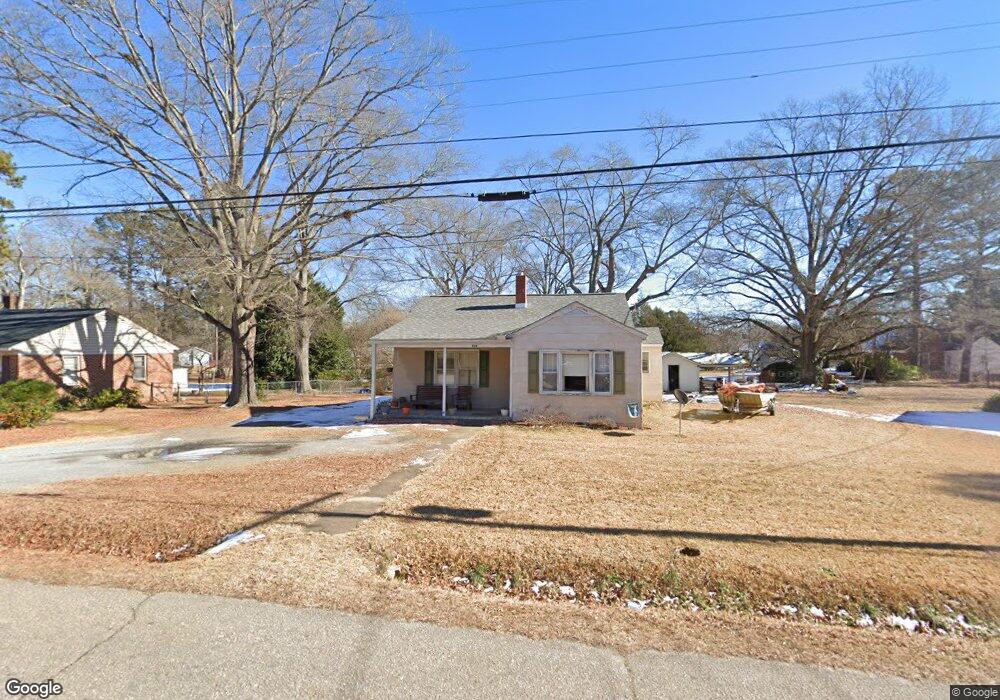 922 Ransome St, Roanoke Rapids, NC 27870 - photo 1