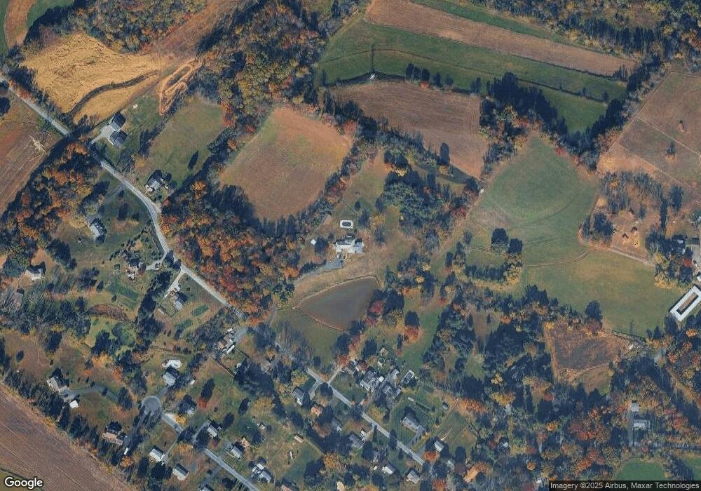 255 Kulp Rd, Pottstown, PA 19465 - photo 1