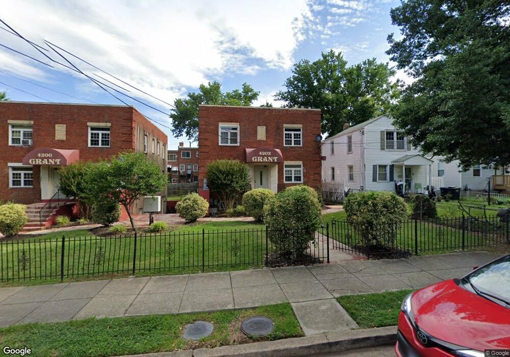 4202 Grant St NE unit 202, Washington, DC 20019 - photo 1