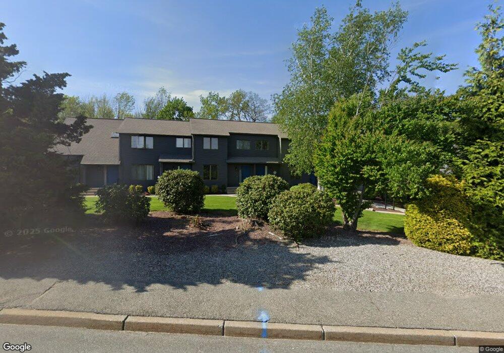 305 Scituate Ave unit E, Cranston, RI 02921 - photo 1