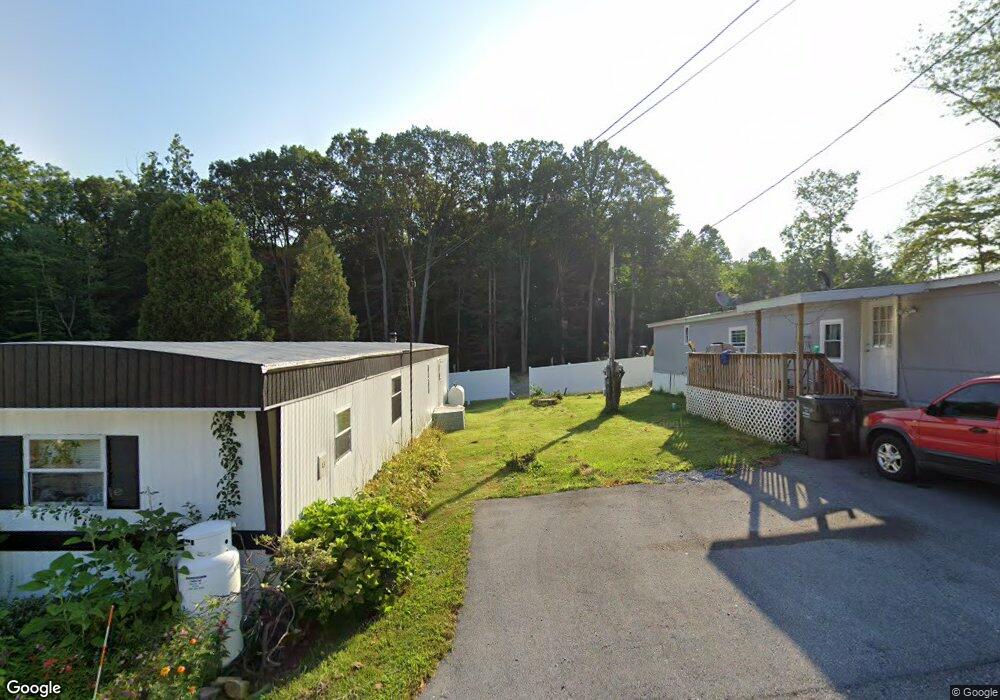 305 W Uwchlan Ave unit 52, Downingtown, PA 19335 - photo 1