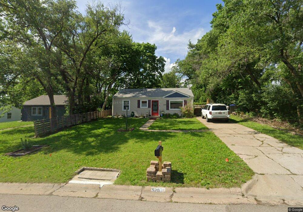 520 SE 36th St, Topeka, KS 66605 - photo 1
