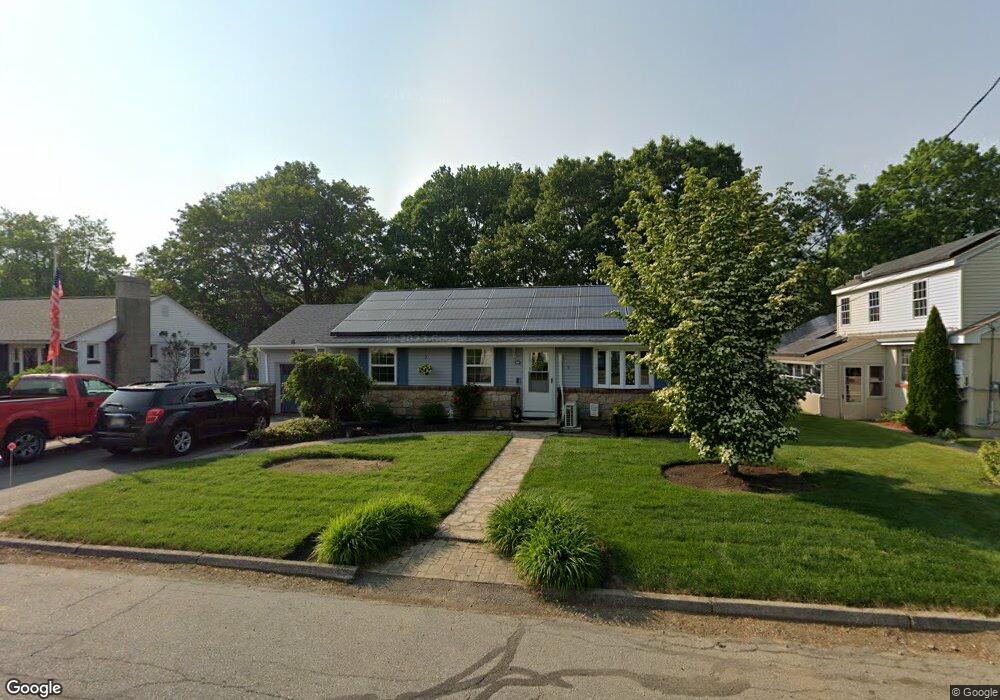 15 Beverly Ave, Uxbridge, MA 01569 - photo 1