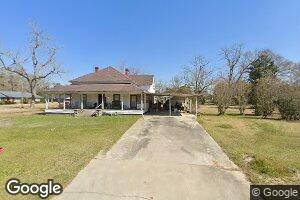 24 Church St, Lumber City, GA 31549