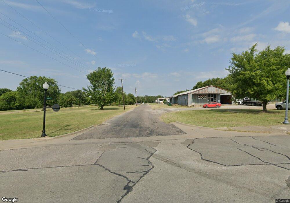 100 E 1st & St, Bonham, TX 75418 - photo 1