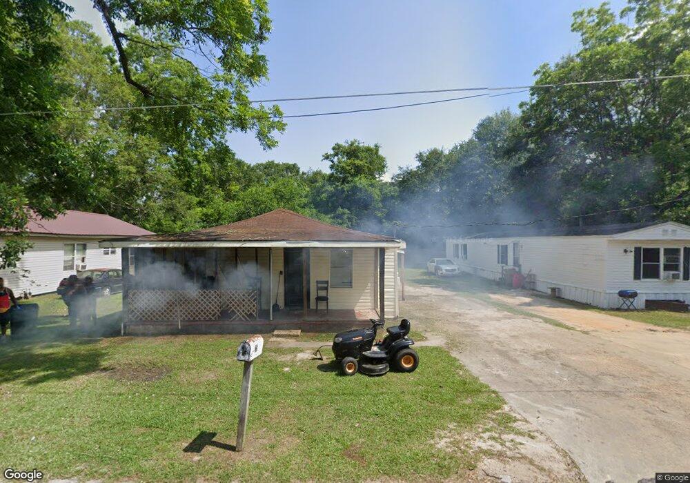 135 Curtis St, Atmore, AL 36502 - photo 1