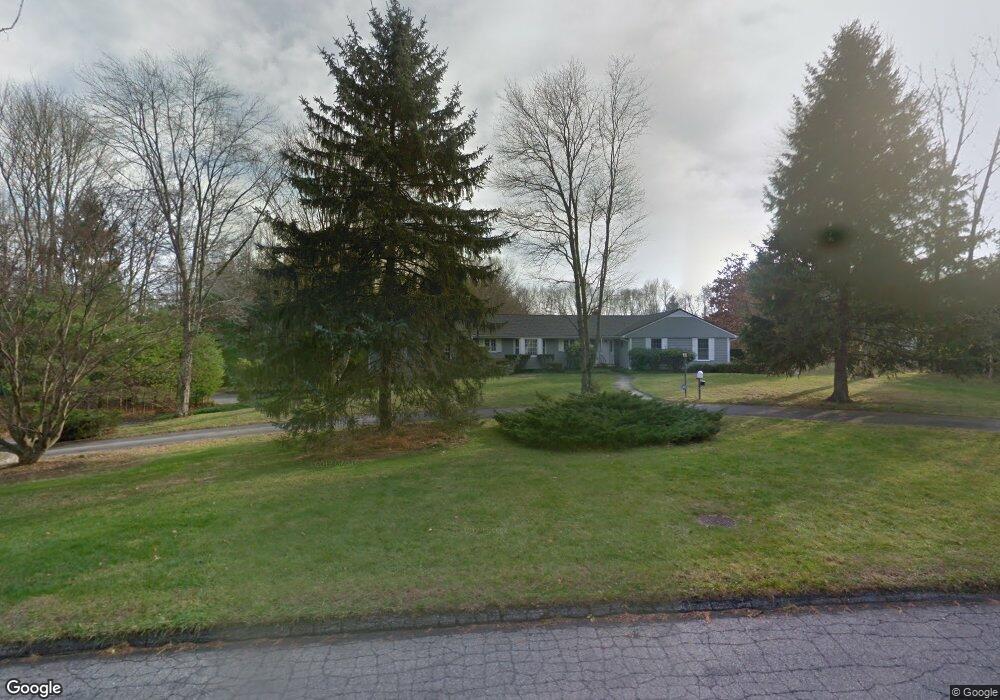 136 Adams Ln, New Canaan, CT 06840 - photo 1