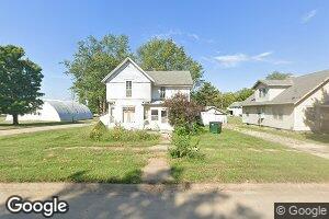 321 S 11th St, Sabetha, KS 66534