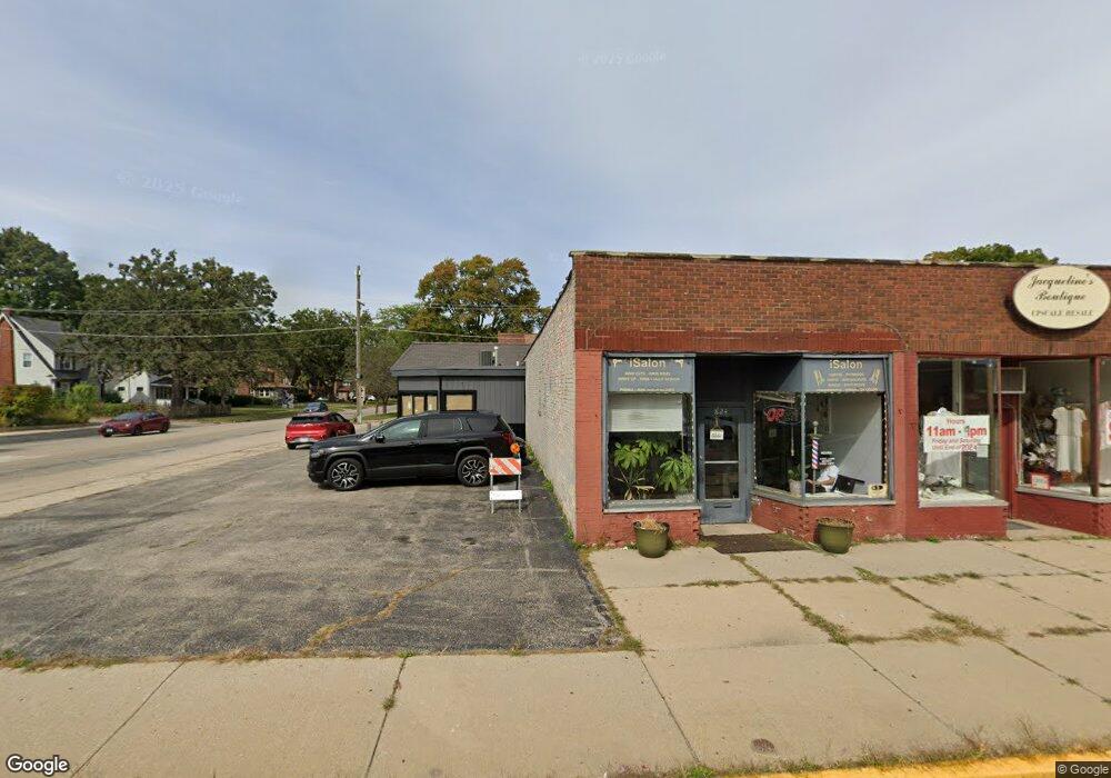 830 W Glen Flora Ave, Waukegan, IL 60085 - photo 1