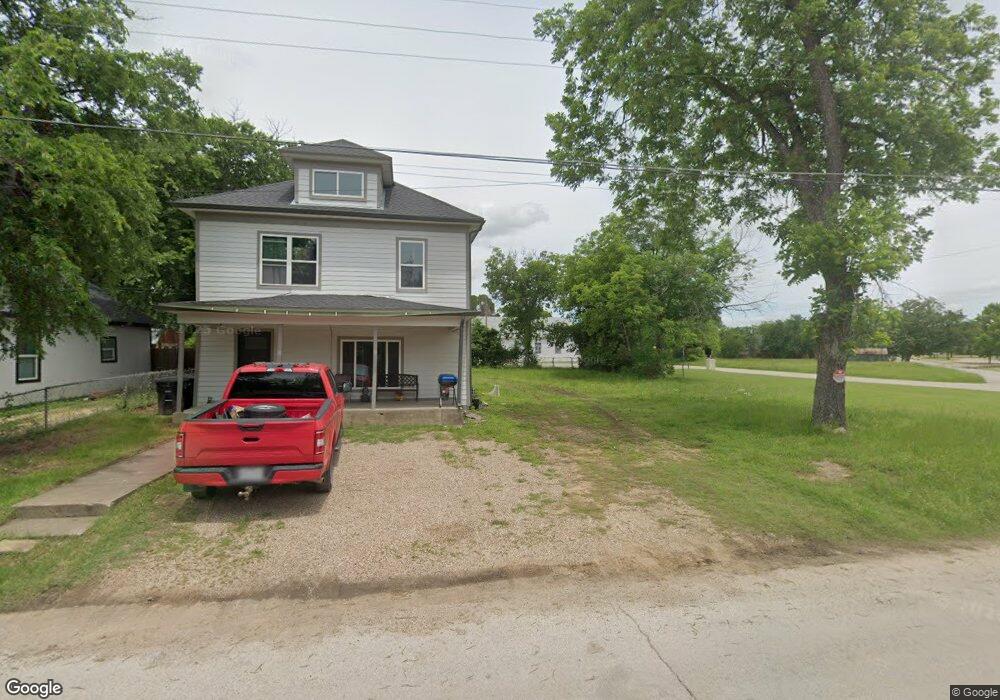 317 Hollingsworth St, Cleburne, TX 76031 - photo 1