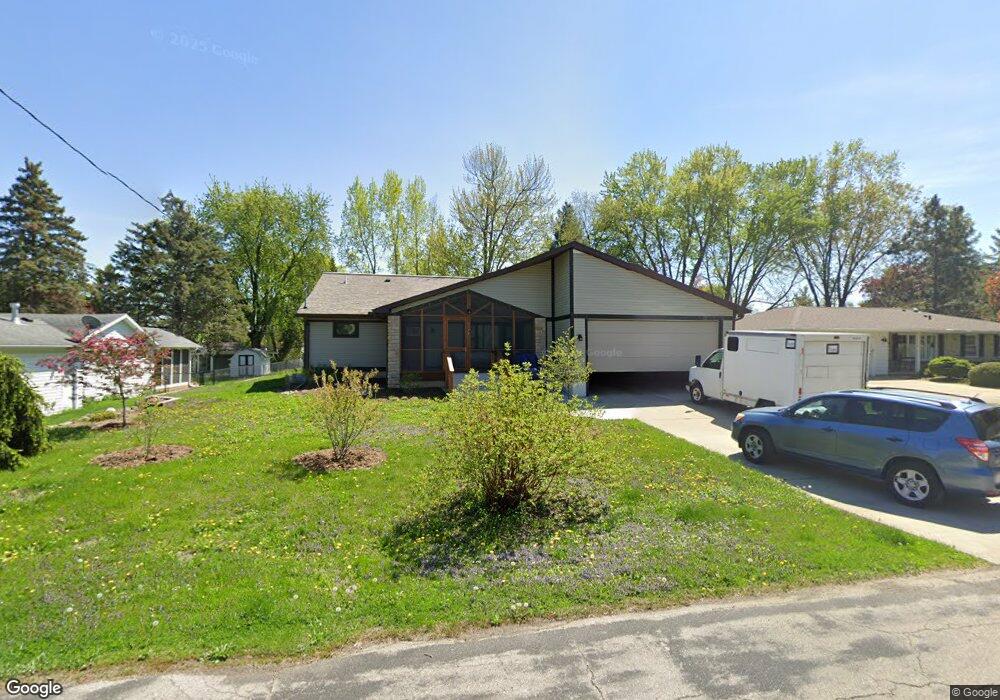 5179 Hill Top Rd, Fitchburg, WI 53711 - photo 1