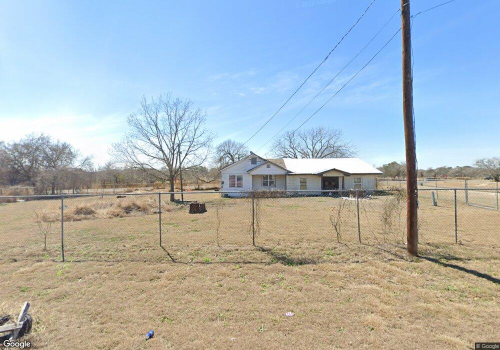 1301 N Comitas St, Beeville, TX 78102 - photo 1
