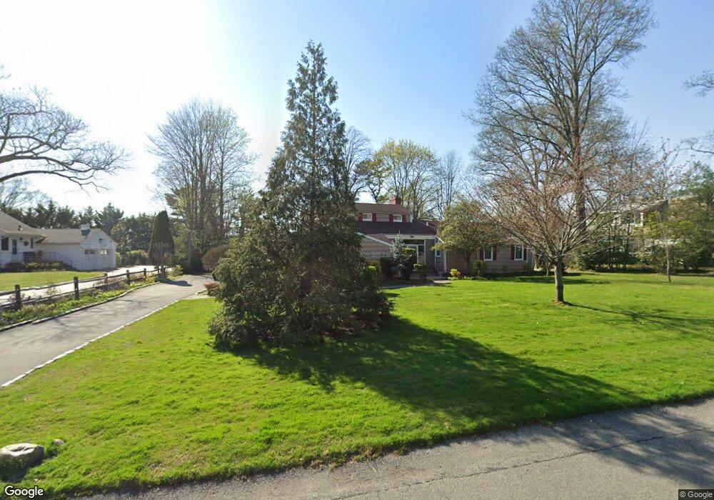 44 Papermill Rd, Manhasset, NY 11030 - photo 1