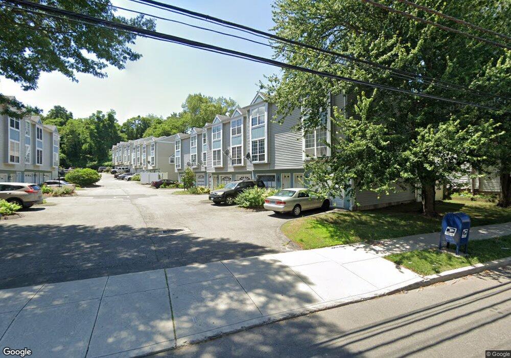 1014 Campbell Ave unit 16, West Haven, CT 06516 - photo 1