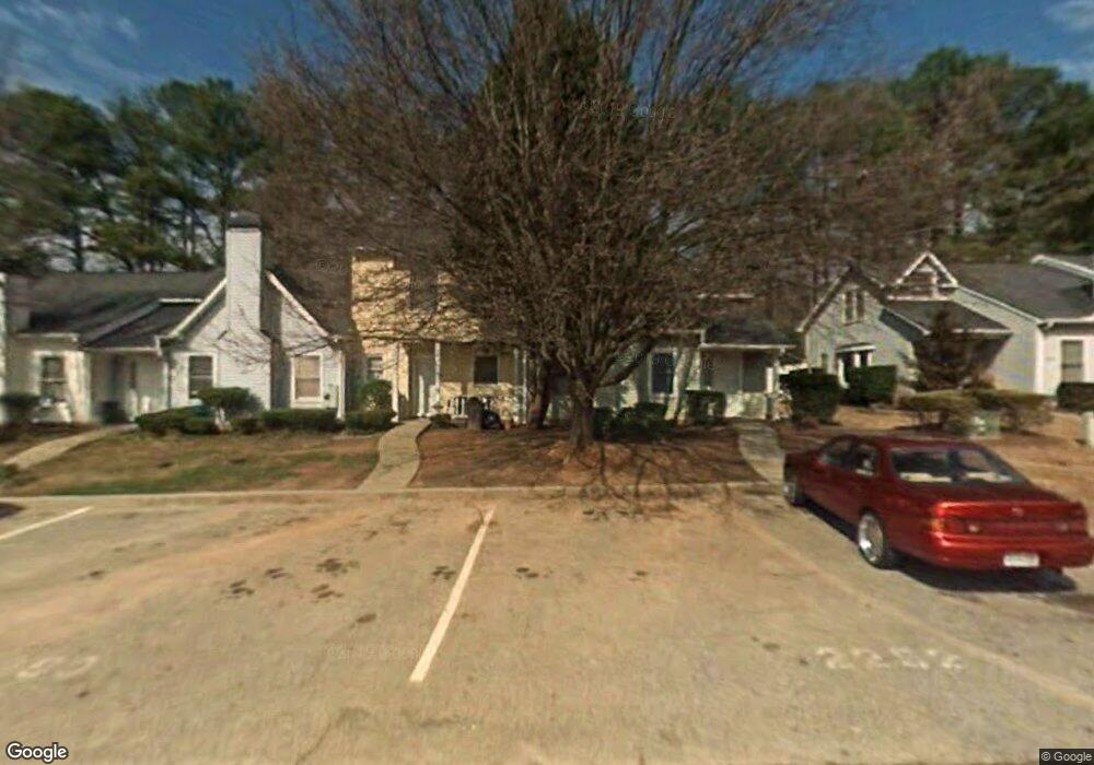 2290 Wellington Cir, Lithonia, GA 30058 - photo 1