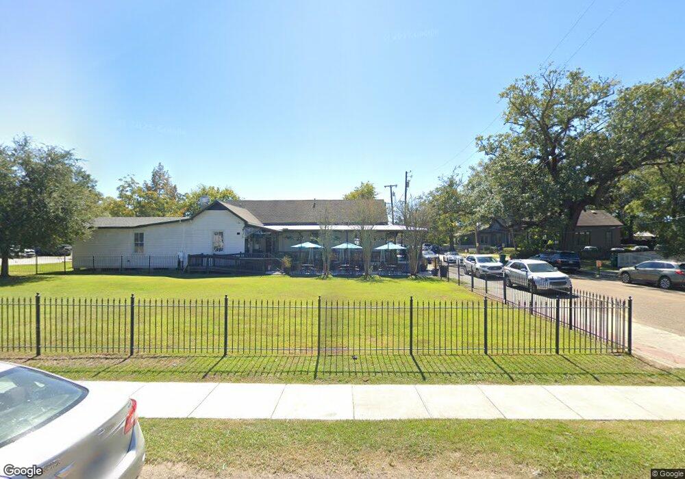 518 N Columbia St, Covington, LA 70433 - photo 1