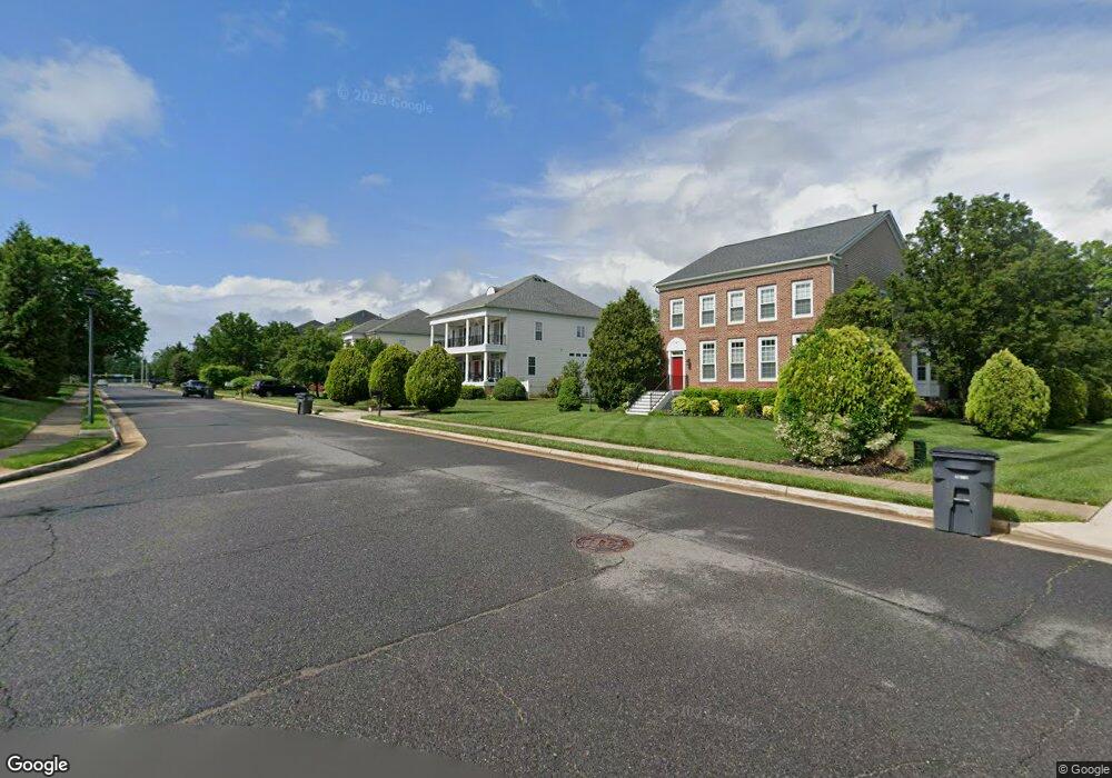 9221 Haines Dr, Lorton, VA 22079 - photo 1