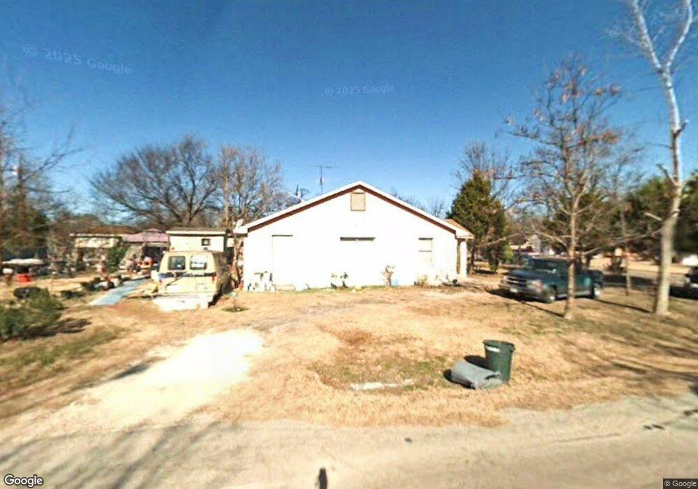 811 S Dallas St, Ennis, TX 75119 - photo 1