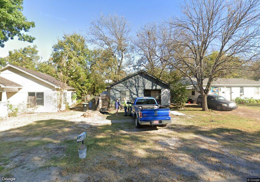714 W 18th St, Ada, OK 74820 - photo 1