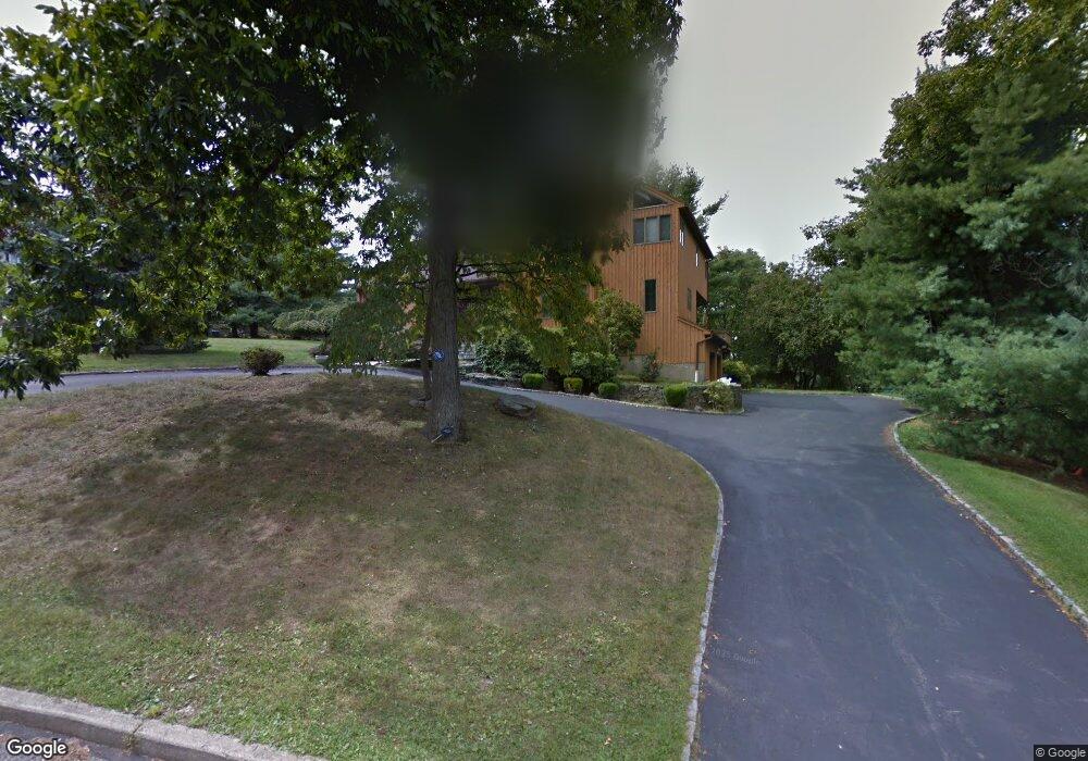 32 Crestview Dr, Pleasantville, NY 10570 - photo 1