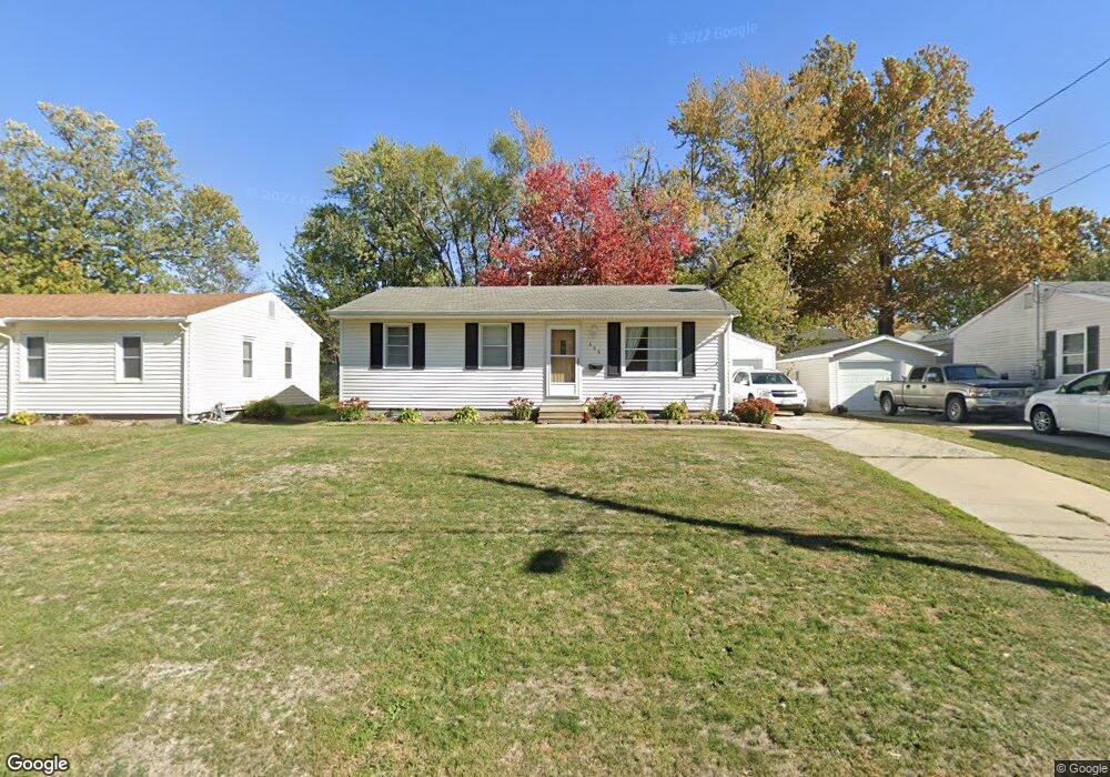 608 E 13th St N, Newton, IA 50208 - photo 1