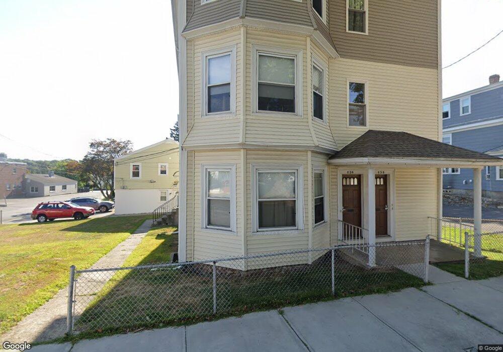 636 Woonasquatucket Ave, North Providence, RI 02911 - photo 1