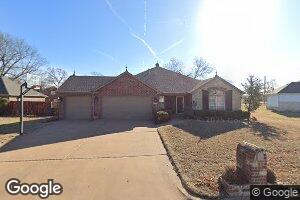 1615 N Greenwood Place, Tulsa, OK 74106