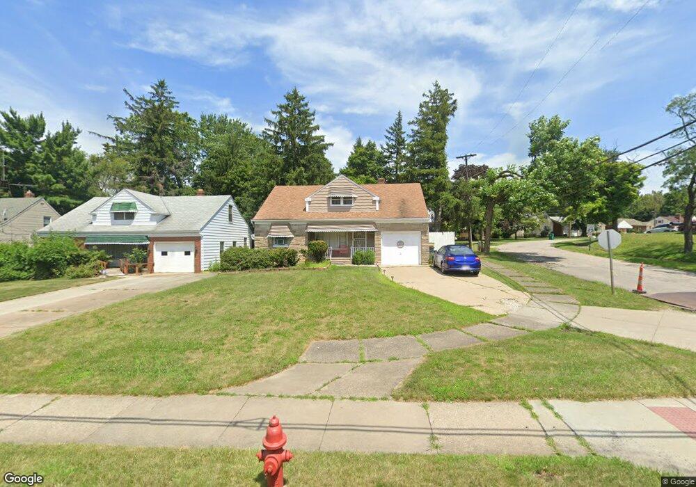 18513 Libby Rd, Maple Heights, OH 44137 - photo 1