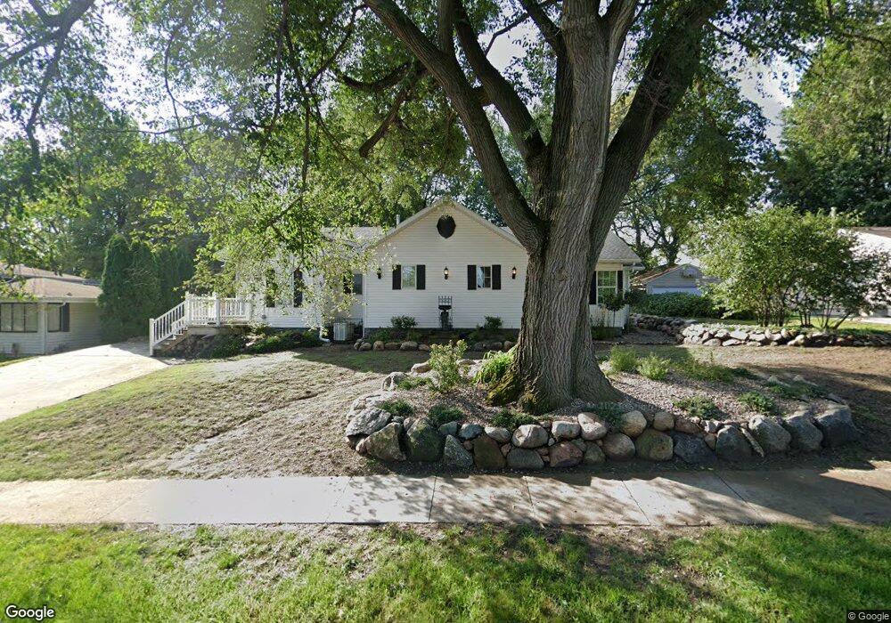 2675 Hull Ave, Des Moines, IA 50317 - photo 1