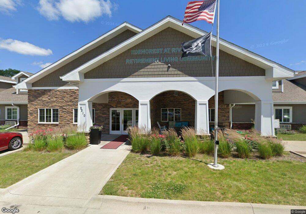 2210 E Park Ave, Des Moines, IA 50320 - photo 1