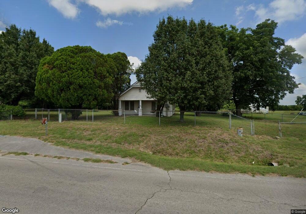 110 P St NE, Ardmore, OK 73401 - photo 1