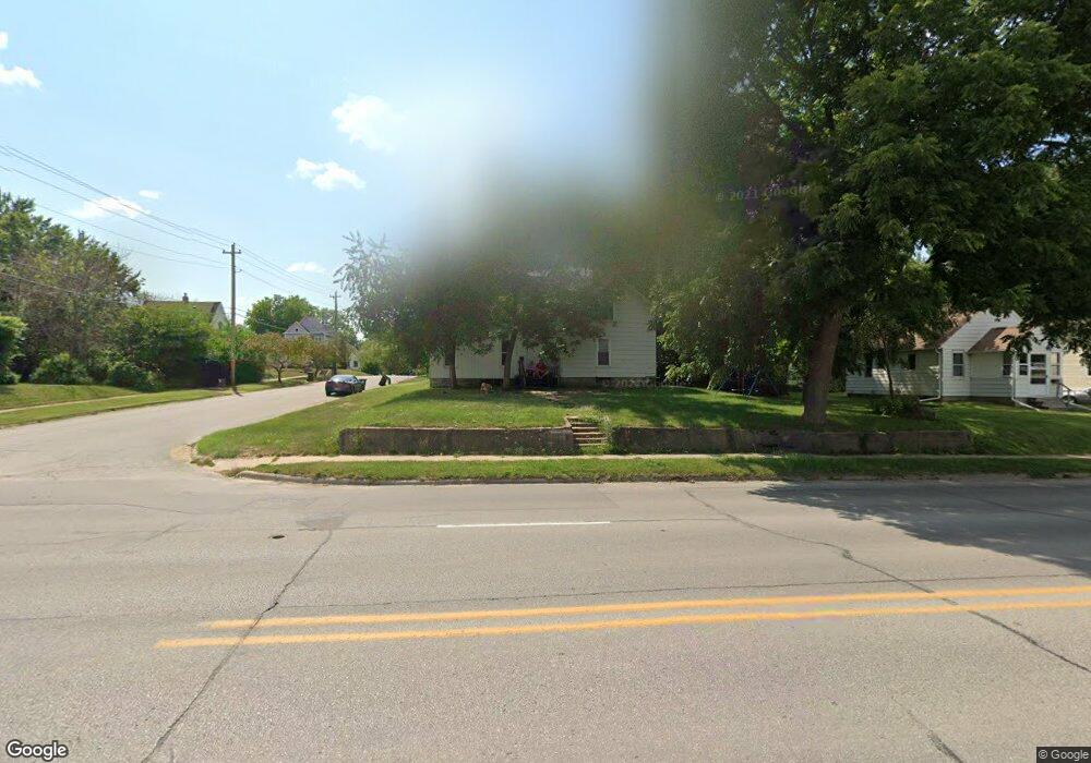 2125 Main St, Cedar Falls, IA 50613 - photo 1