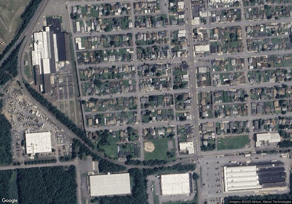 204 Thirwell Ave, Hazleton, PA 18201 - photo 1