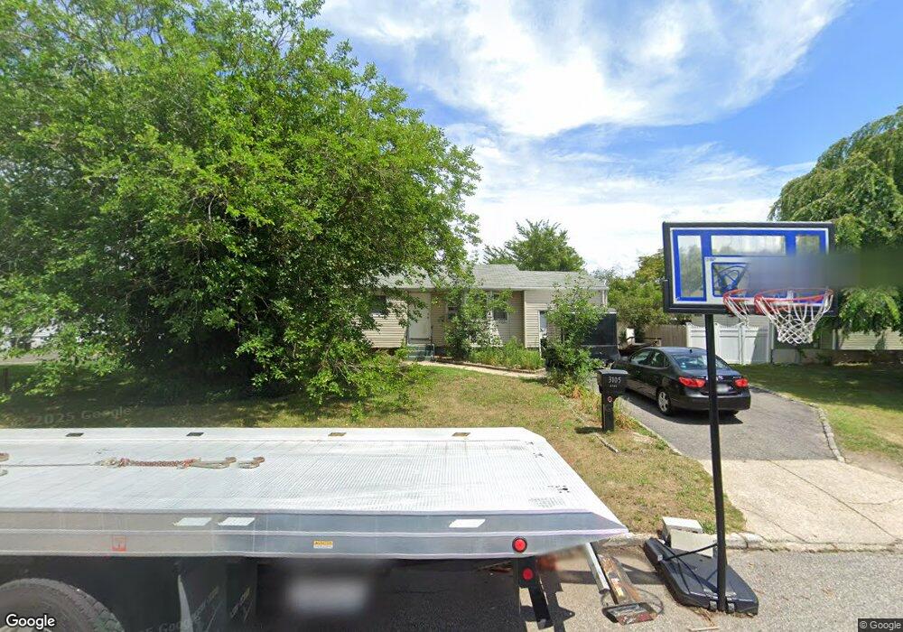 3105 Newport Ave, Medford, NY 11763 - photo 1