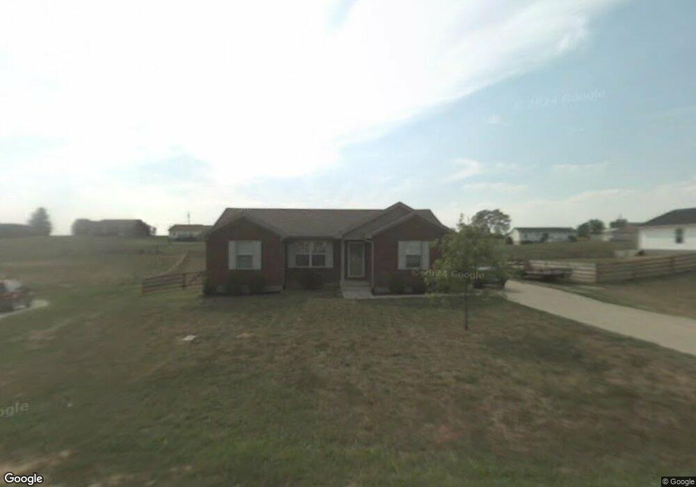 108 Shawnee Ct, Bloomfield, KY 40008 - photo 1