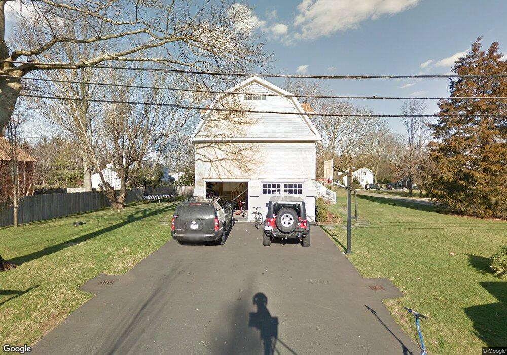 4 Shipway Rd, Darien, CT 06820 - photo 1