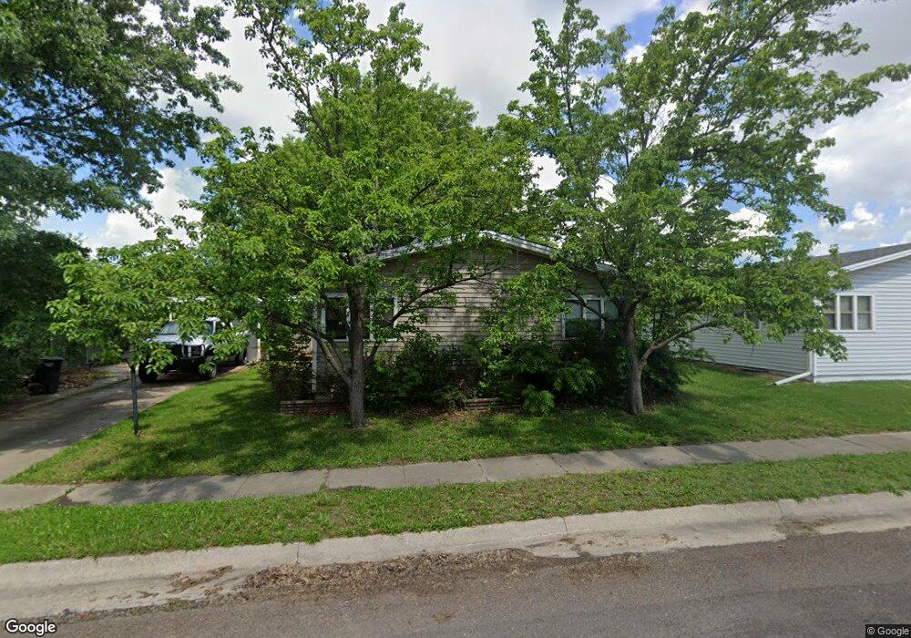 6816 SW Glengate Ln, Topeka, KS 66619 - photo 1