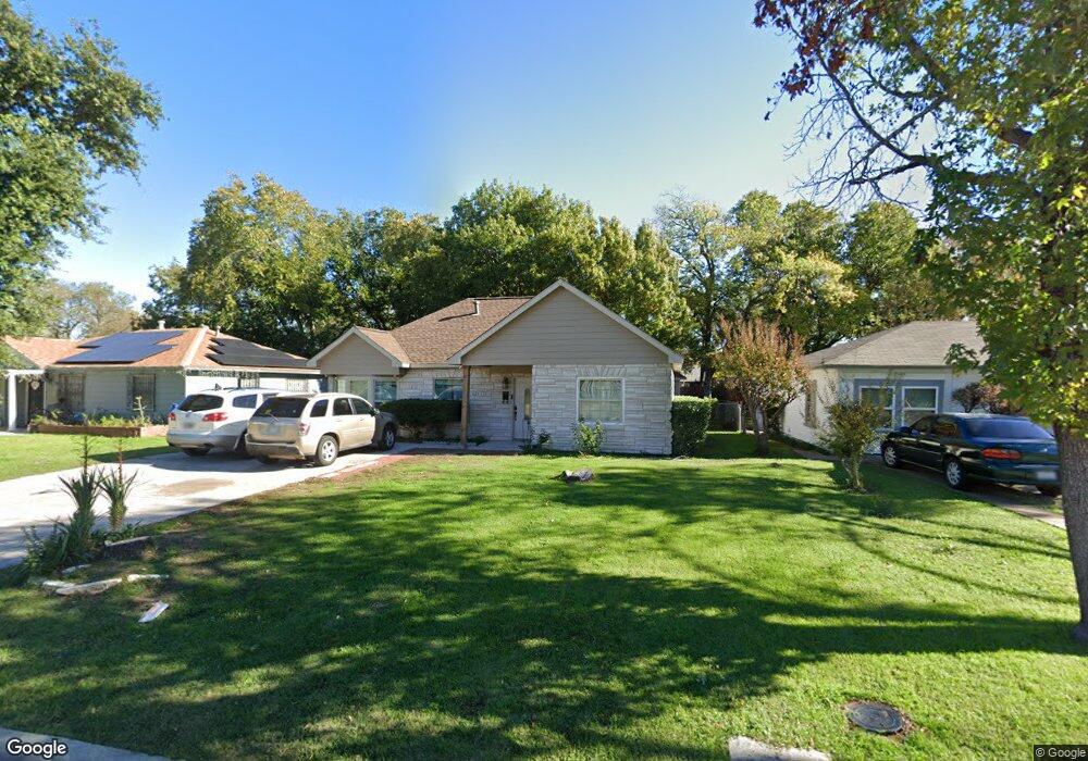 521 Shawnee Trace, Grand Prairie, TX 75051 - photo 1