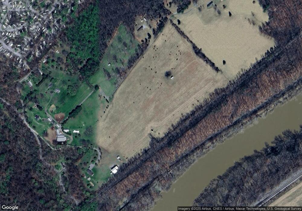 4017 Younker Ln, Hancock, MD 21750 - photo 1