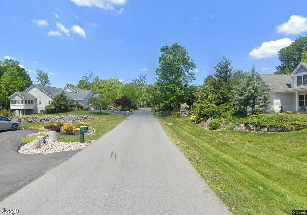 802 S Juniper Dr, Shepherdstown, WV 25443 - photo 1