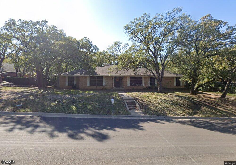 2308 Southridge Dr, Denton, TX 76205 - photo 1